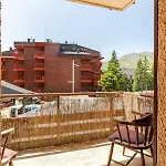 Socotor By Pirineos360 En La Plaza Del Reloj