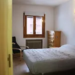 Socotor By Pirineos360 En La Plaza Del Reloj *