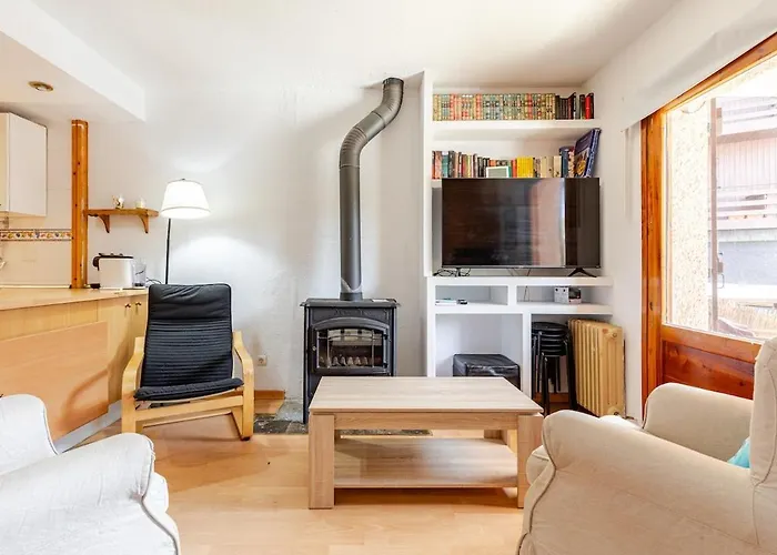 Socotor By Pirineos360 En La Plaza Del Reloj